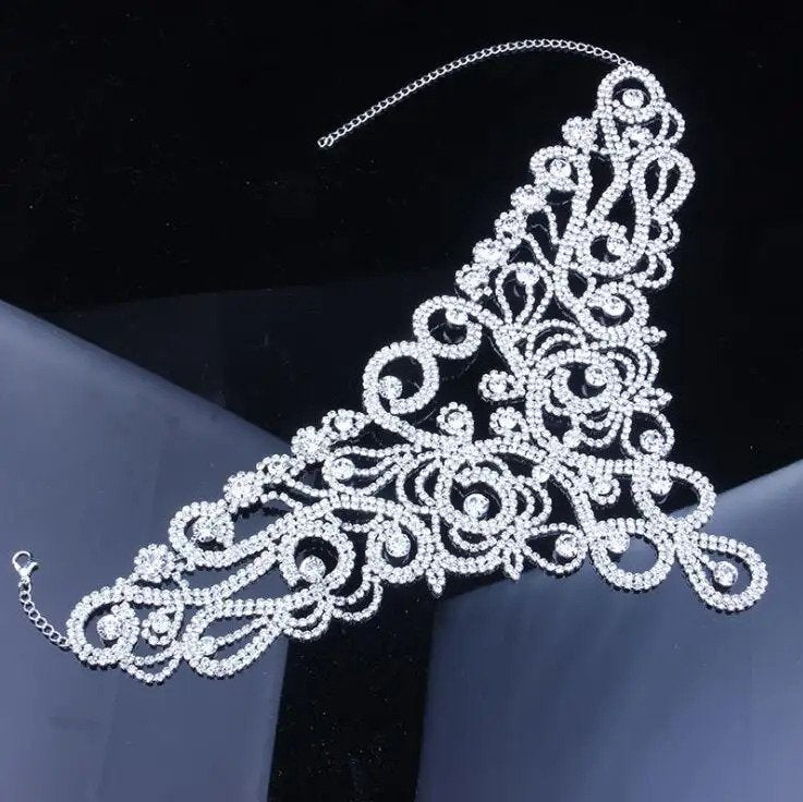 Silver Exaggerated Flower Shape Rhinestone Necklace