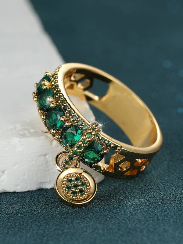 Green Rhinestone Décor Ring (Size 10)