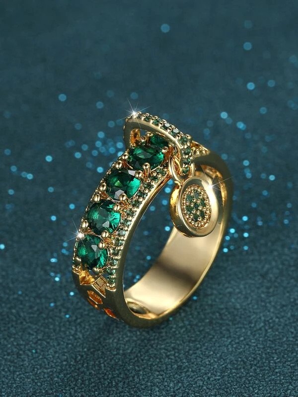 Green Rhinestone Décor Ring (Size 10)